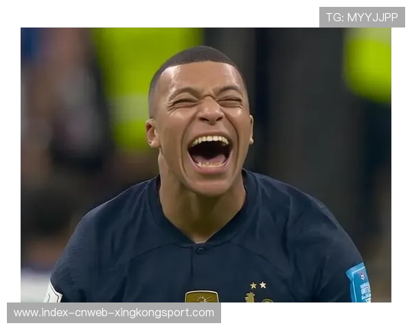 姆巴佩零度角打门差点得手 姆巴佩零度角打门差点得手