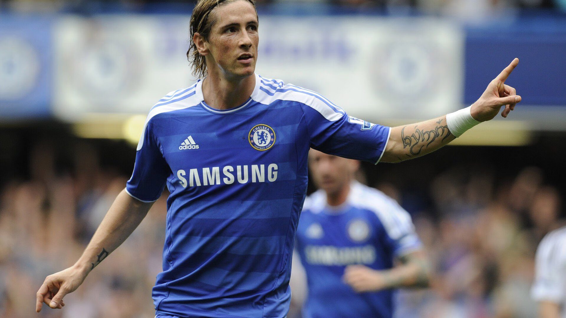 综合体育系“女子体能综合赛” 展现力量与美感并存